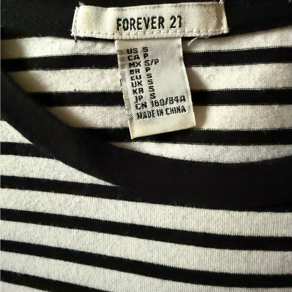 Forever 21 Monochrome Striped Top - Picture 3 of 3